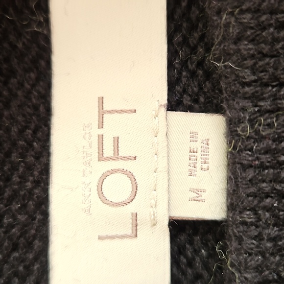 Loft Black and Gold Sweater - Picture 4 of 6
